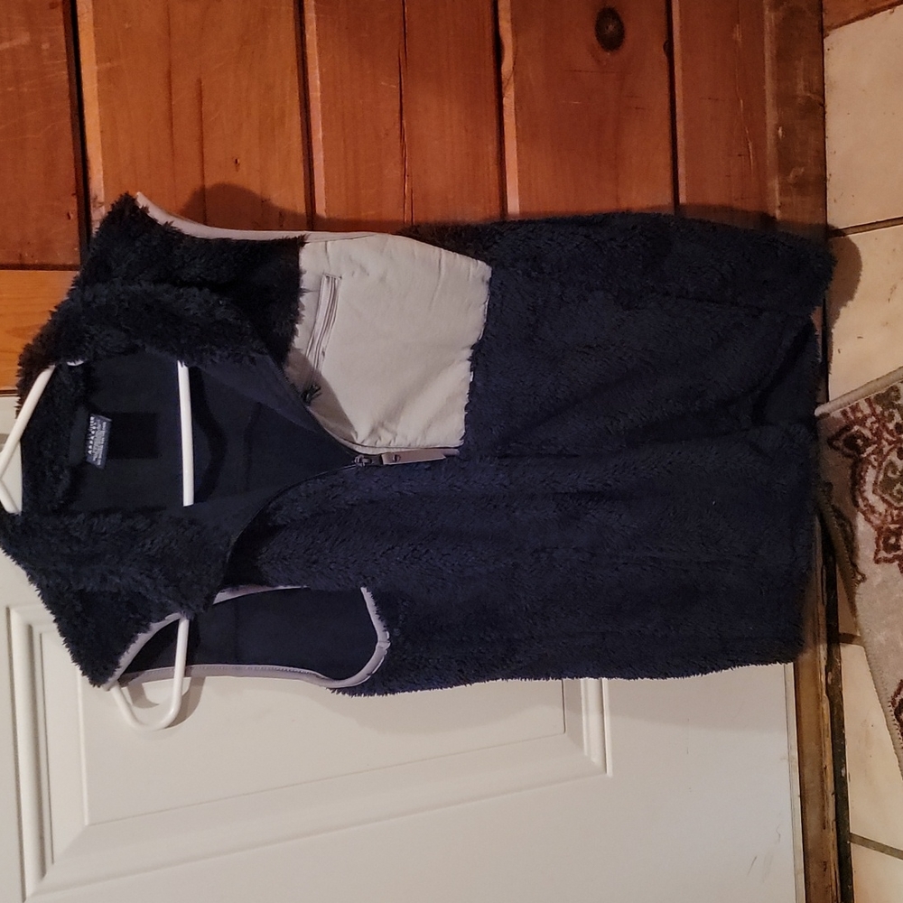 Ladies  vest